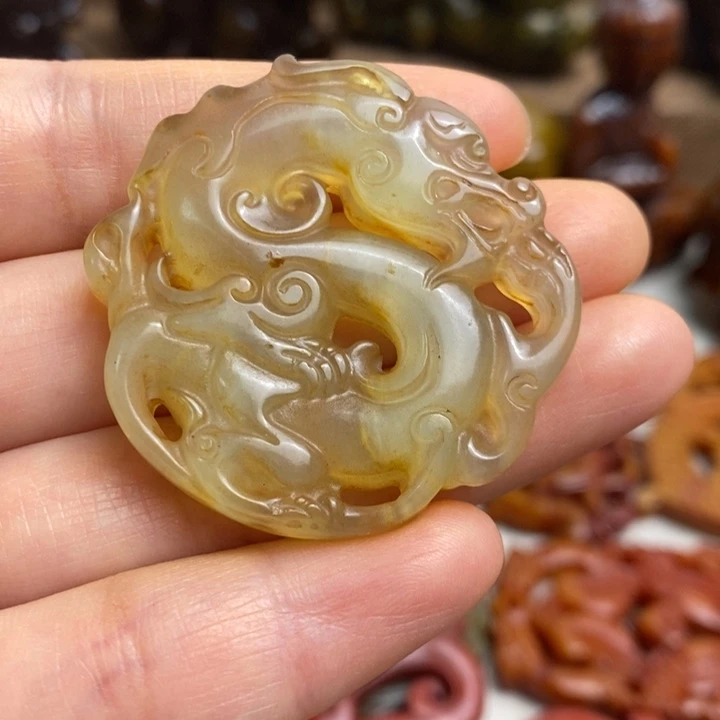 蛇纹石玉未镶嵌颈饰49