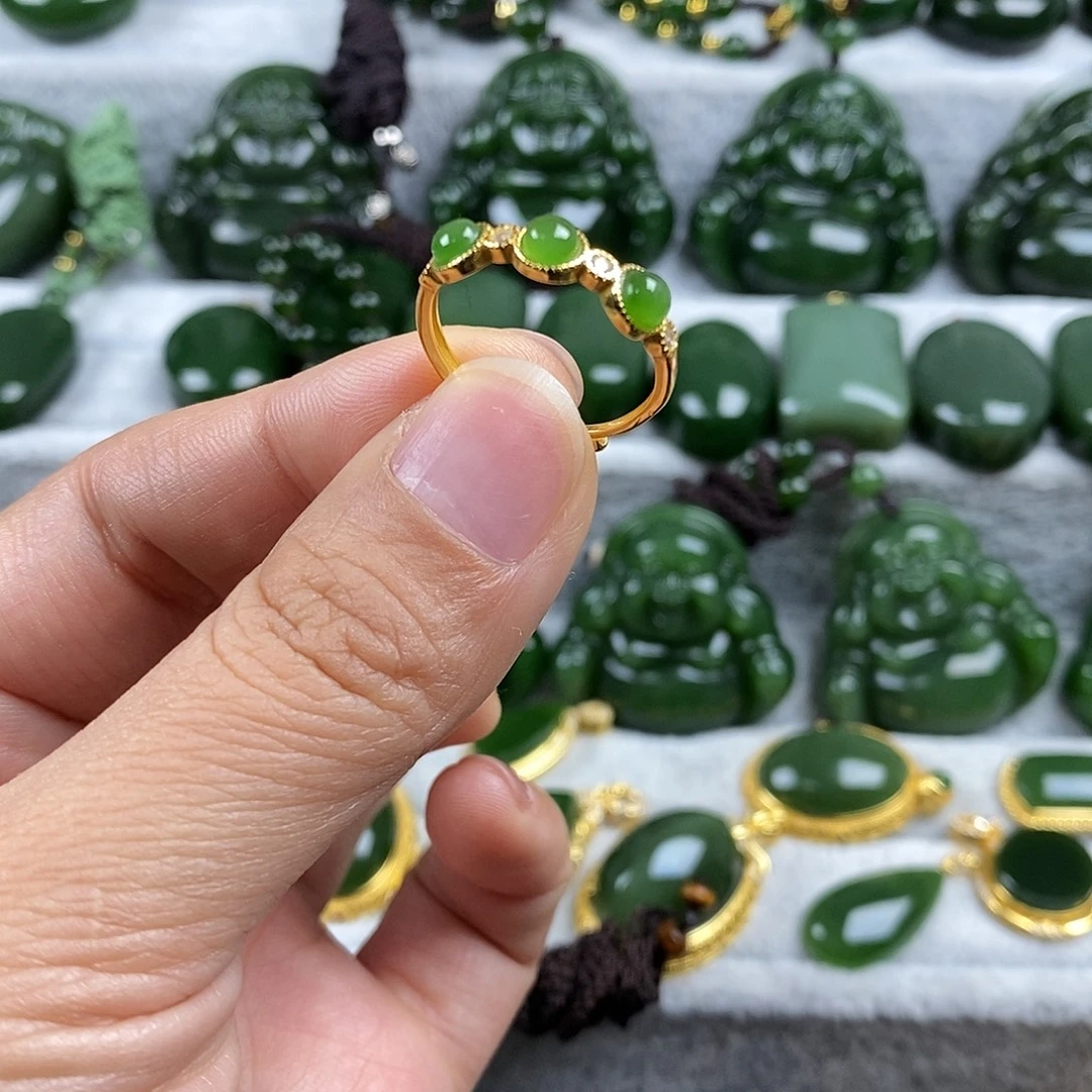 和田玉（碧玉）未镶嵌颈饰