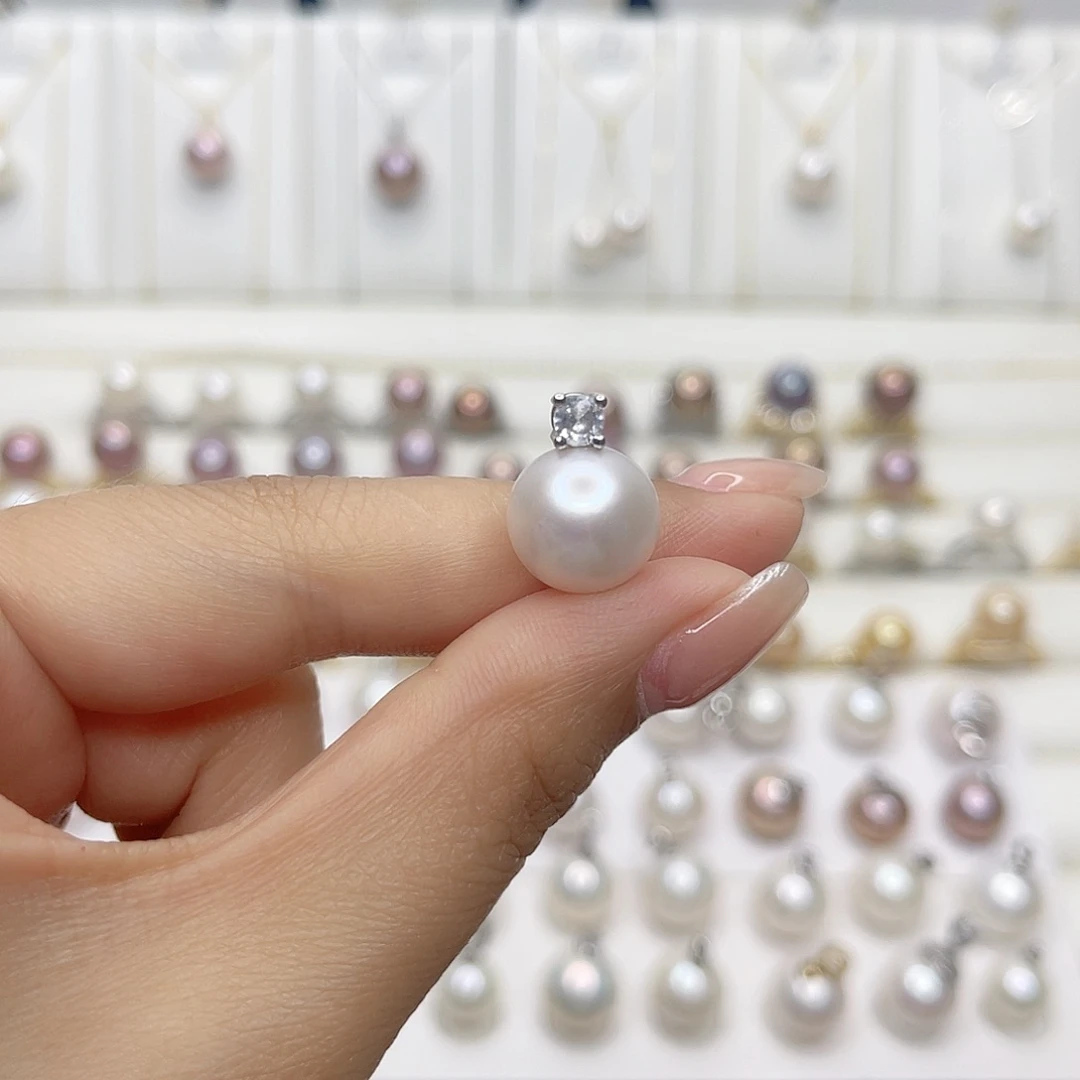 淡水珍珠未镶嵌吊坠(赠链)