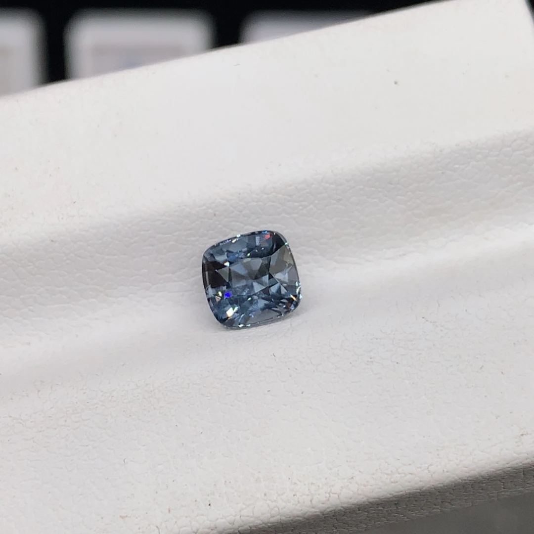 尖晶石裸石1.66克拉