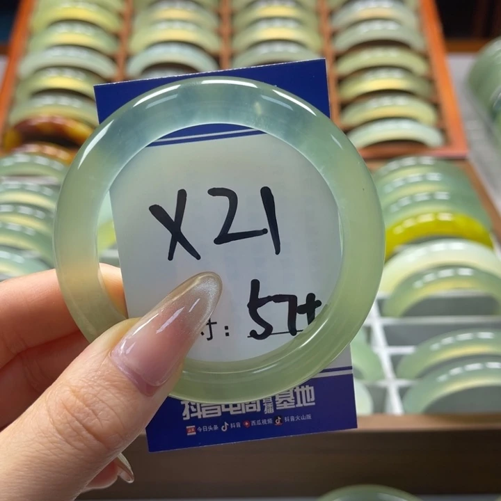 岫玉手镯未镶嵌窝****