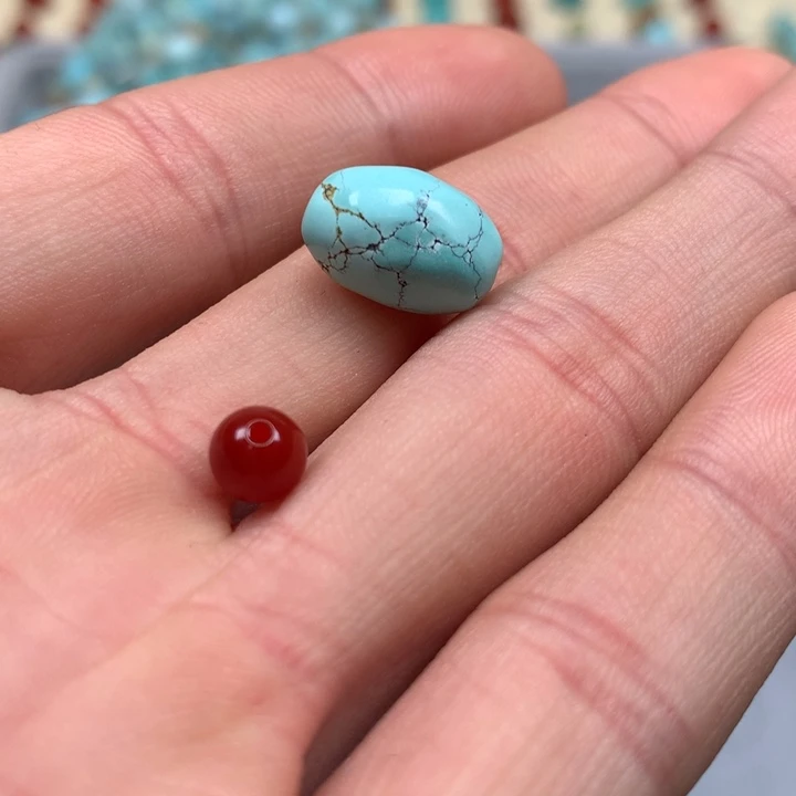 南红玛瑙配饰未镶嵌