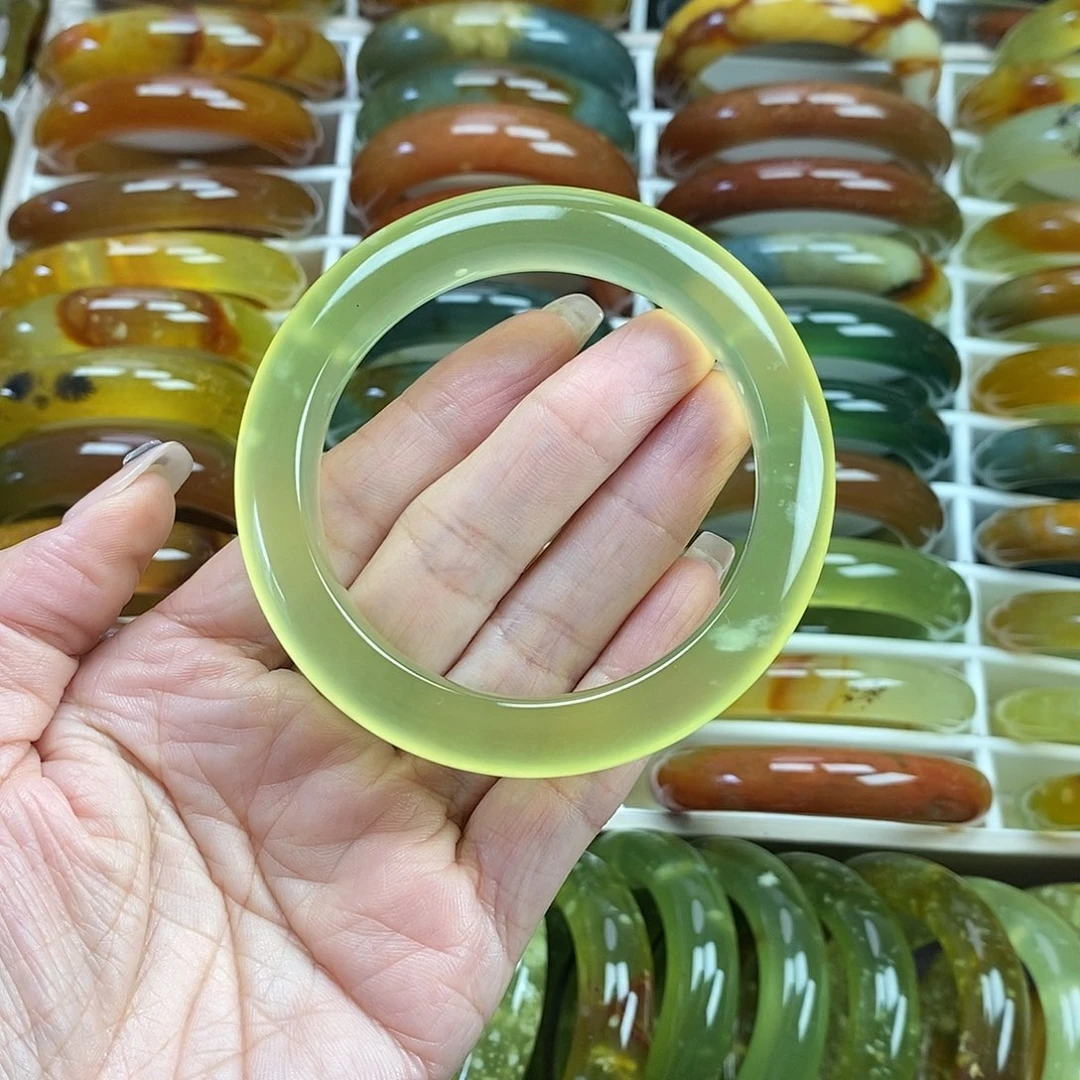 未镶嵌蛇纹石玉手镯如*