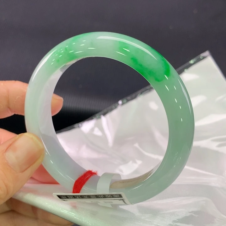 翡翠未镶嵌手镯正圈53-54