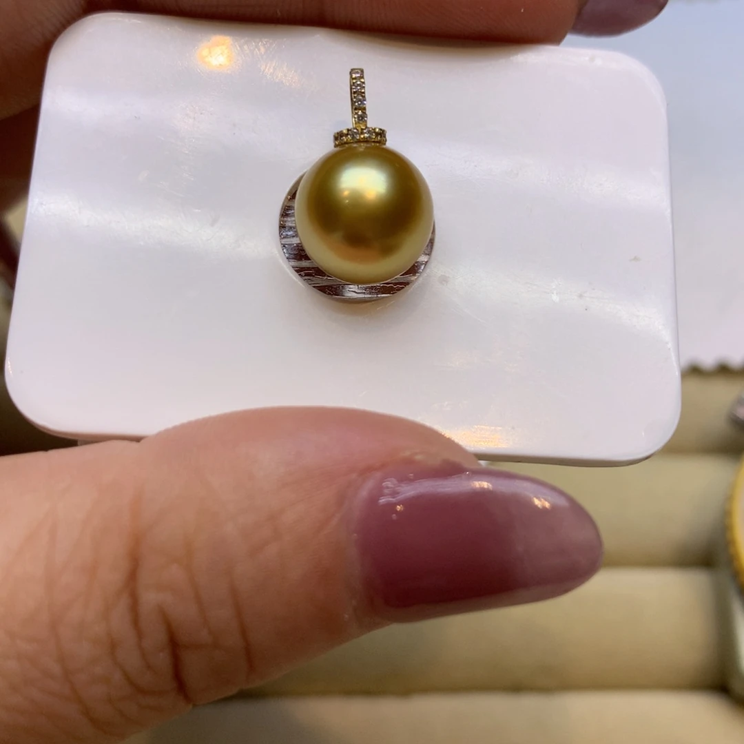 颈饰未镶嵌海水珍珠