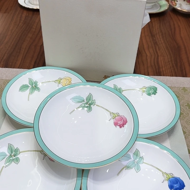 瓷片杯子杯子杯子水杯杯子水杯