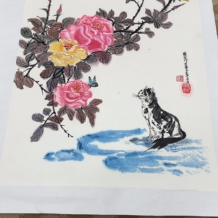 国画花鸟的翅膀和翅膀都很漂亮