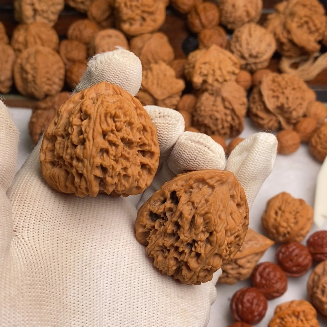 文玩核桃吊坠小***下南疆