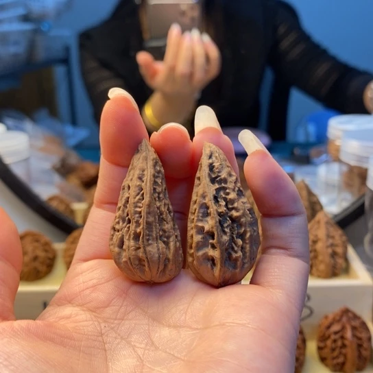桃核把件小辣椒楸