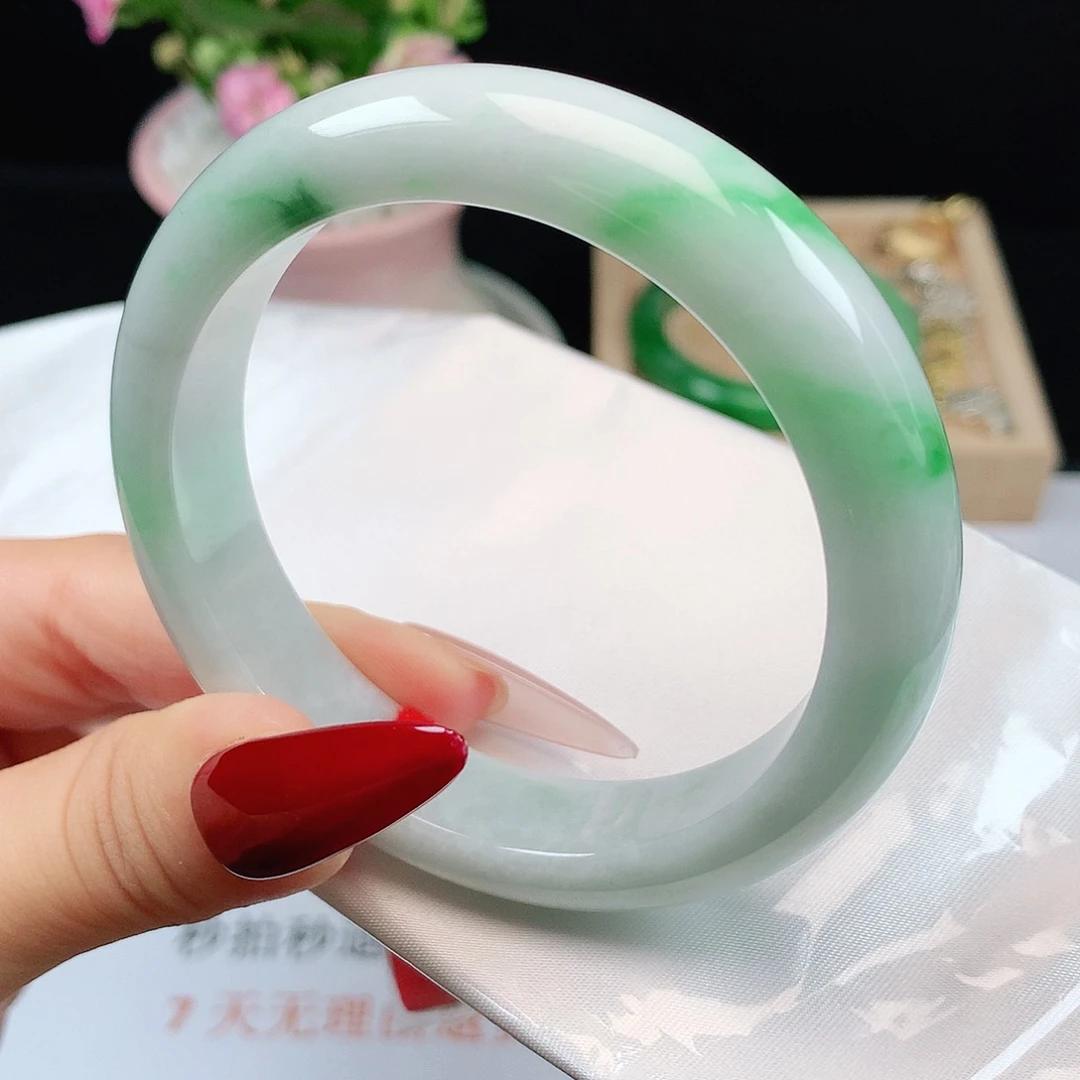翡翠未镶嵌手镯1424
