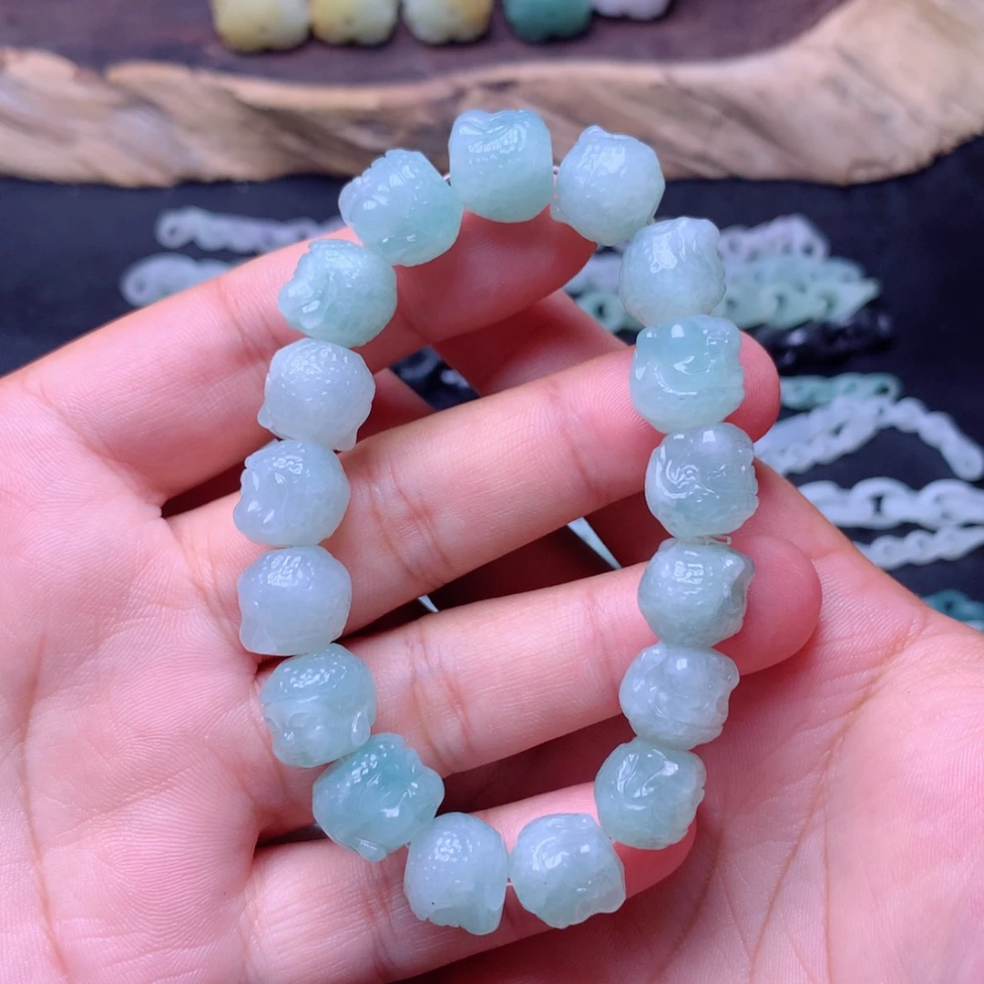 定制翡翠未镶嵌手串