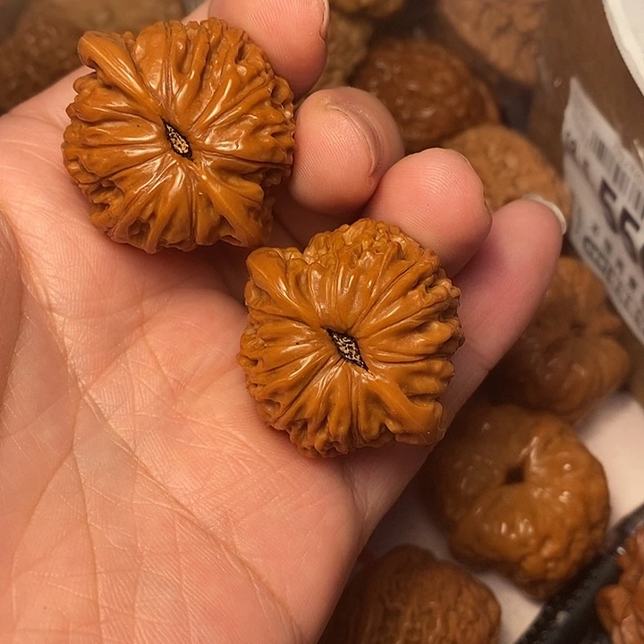 文玩核桃吊坠磨盘35