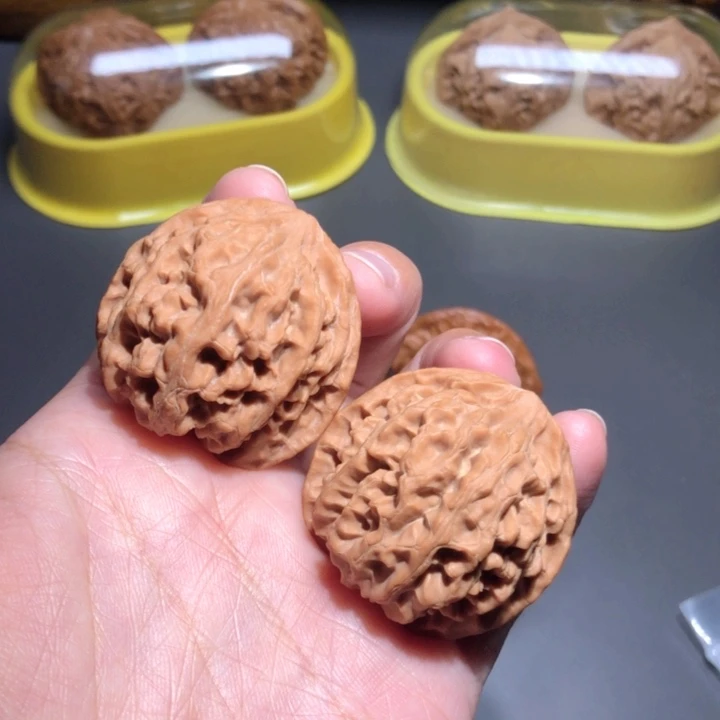 文玩核桃把件?***子37小苹果园