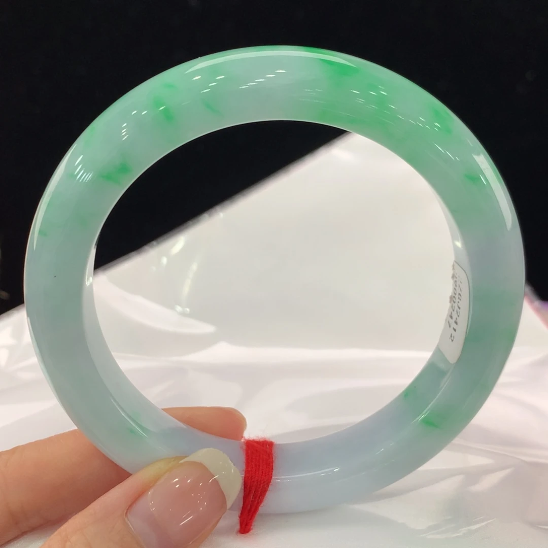 翡翠手镯未镶嵌111-0247