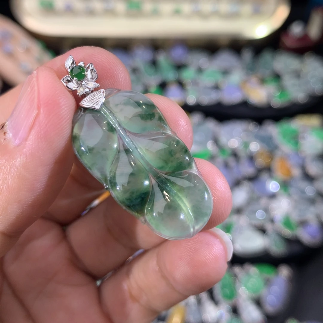 翡翠18K金镶嵌吊坠(不含链)
