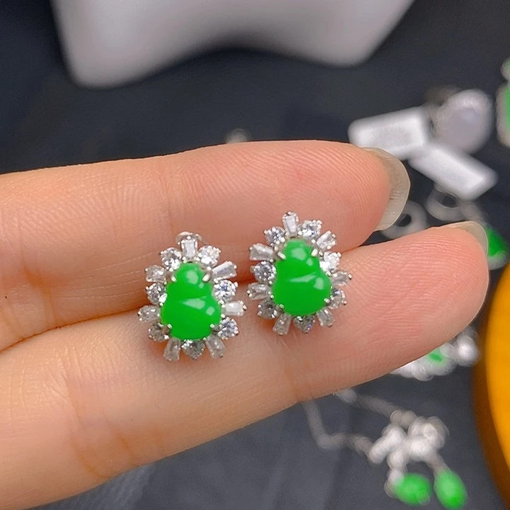 大***丹翡翠银S925镶嵌耳饰天然翡翠葫芦