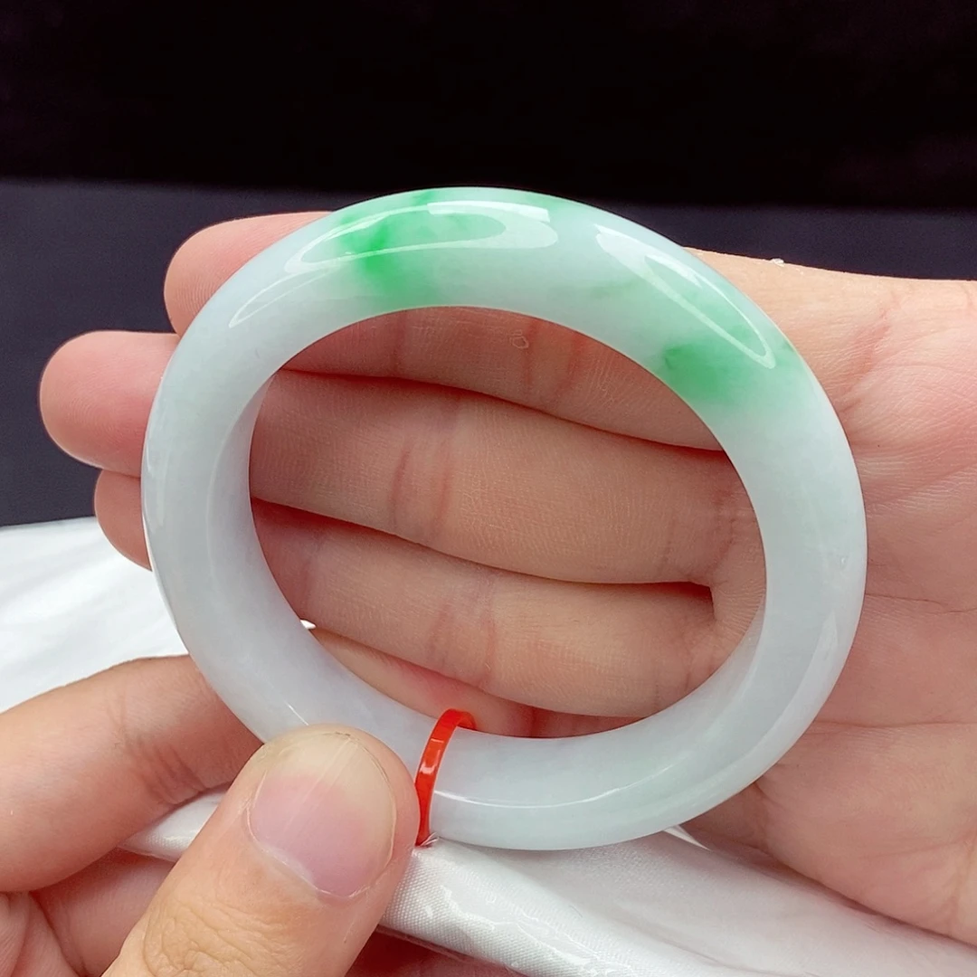 翡翠未镶嵌手镯53圈口