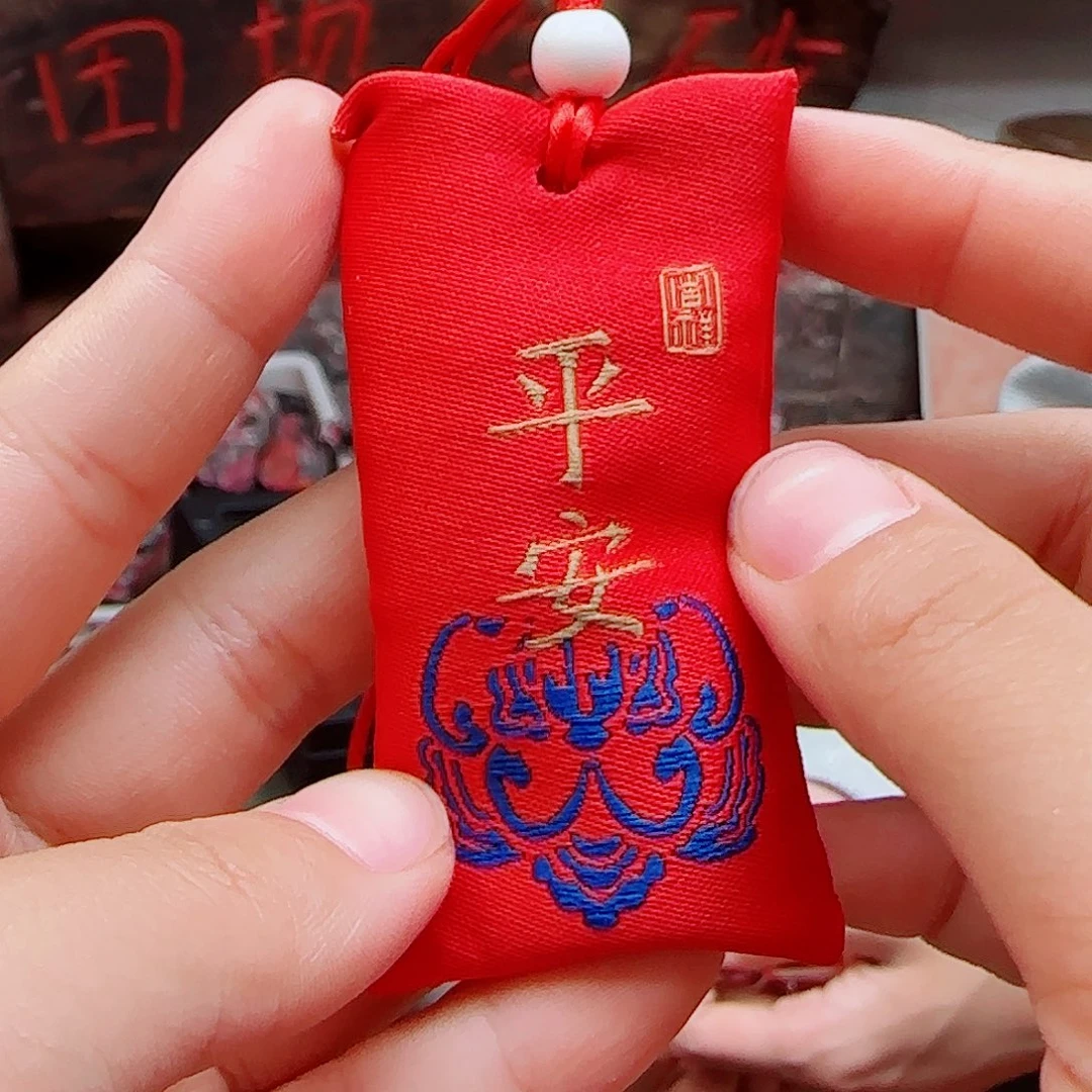 天然辰砂晶体细砂