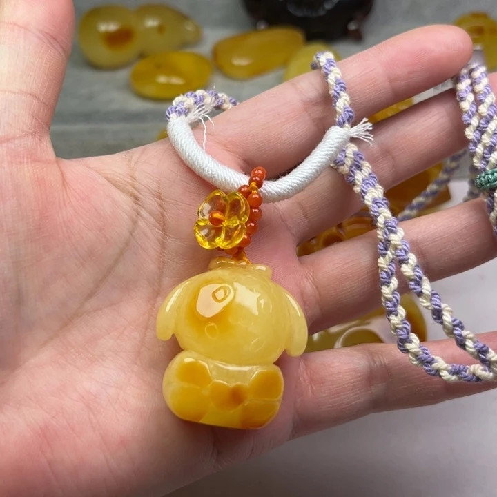 琥珀颈饰未镶嵌琥珀蜜蜡
