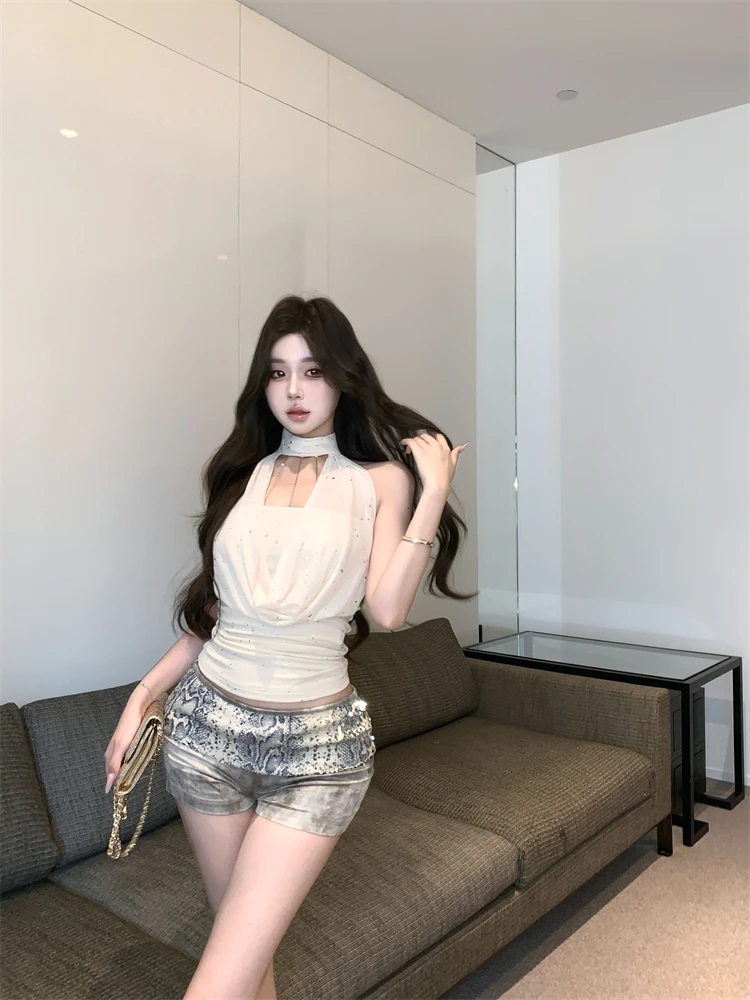 2025夏季时尚新款纯欲链条荡领挂脖收腰背心新款修身显瘦辣妹上衣