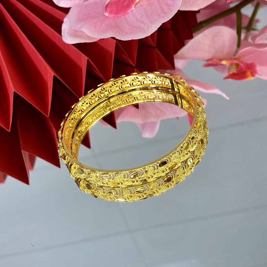 【正品保障】滴水为米镂空卡扣手镯时尚百搭爆款满含量（多样性发一）