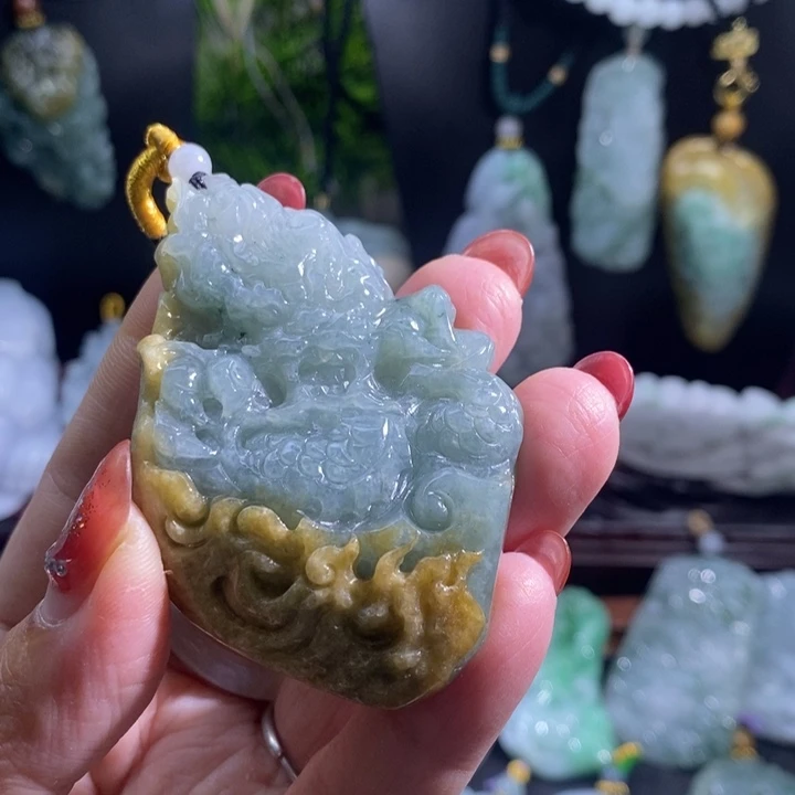 【闪购商品】颈饰未镶嵌翡翠龙牌