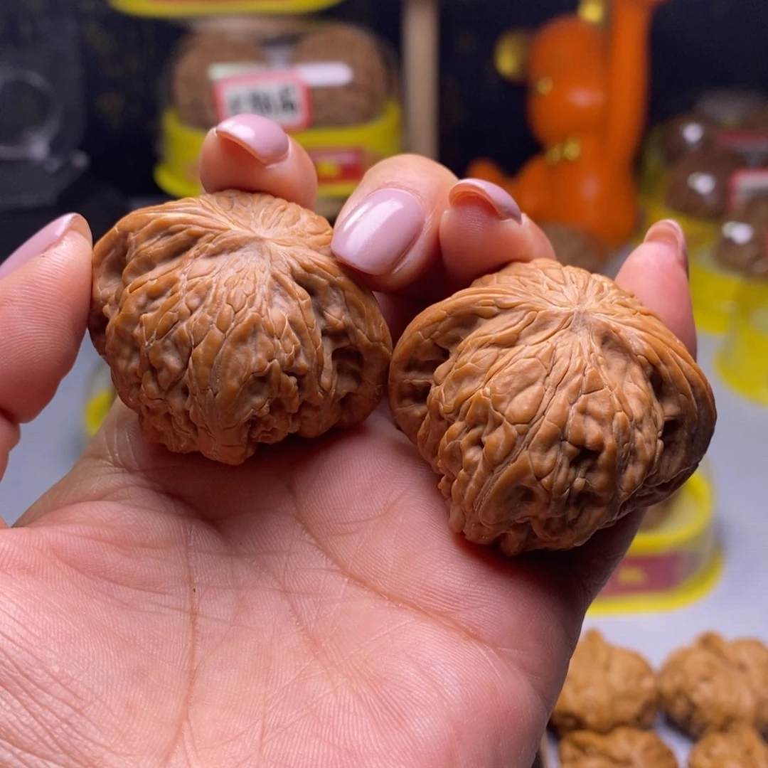 把件文玩核桃05山地红皮磨43尺全品