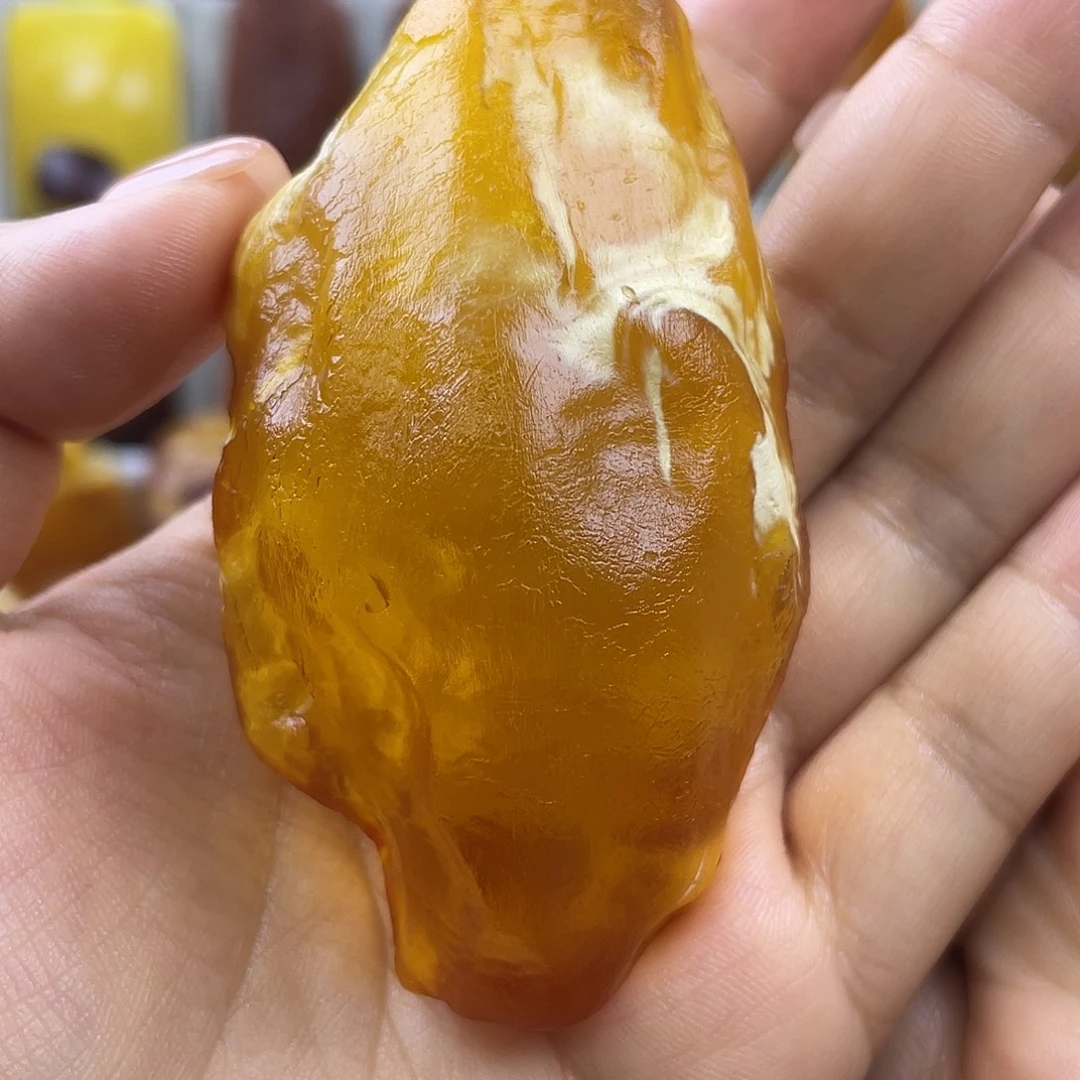 未镶嵌定制琥珀98888768999