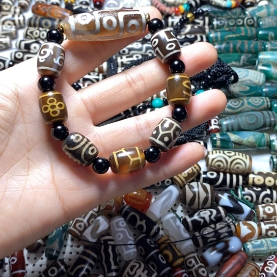 牛***哥玛瑙/玉髓未镶嵌颈饰