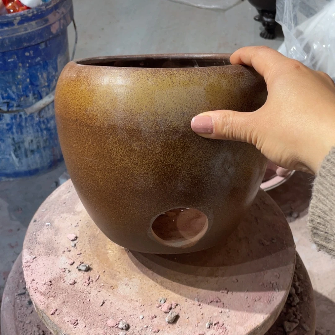 紫砂花盆外壳17×18瑕