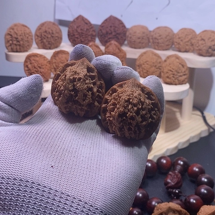 核桃把件40满天星