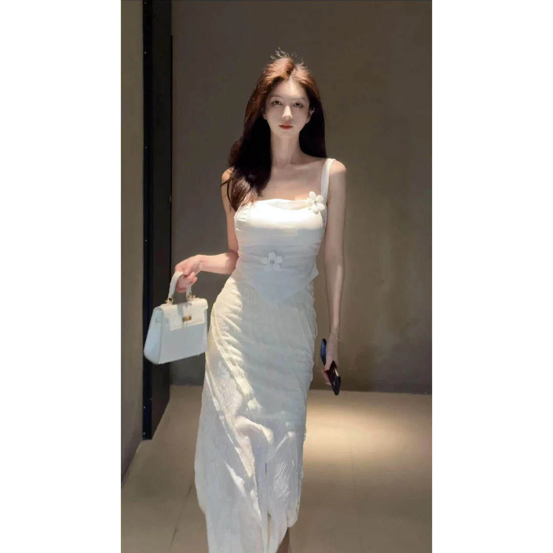 纯欲风立体花朵抹胸小吊带女夏季新款不规则短款背心+半身裙