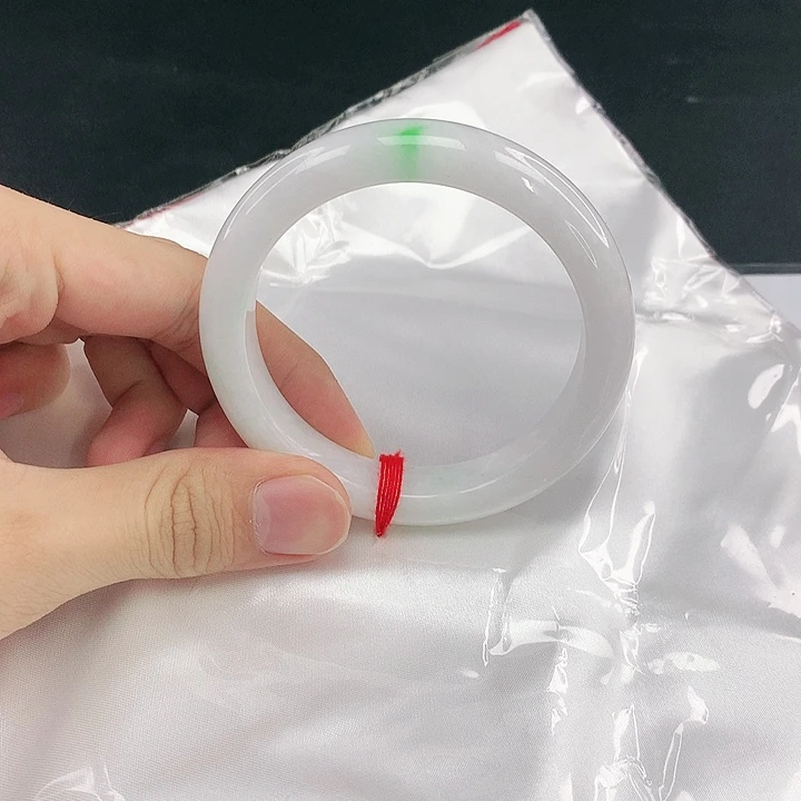 翡翠未镶嵌手镯圈58。40186