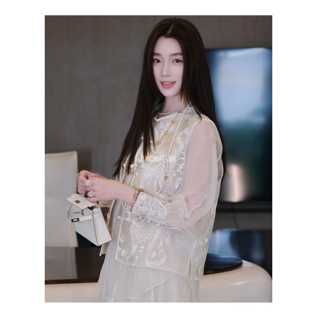 25-宝儿家含幂BJ81725103春夏新款国风凤凰蝴蝶纷飞重工刺绣马甲