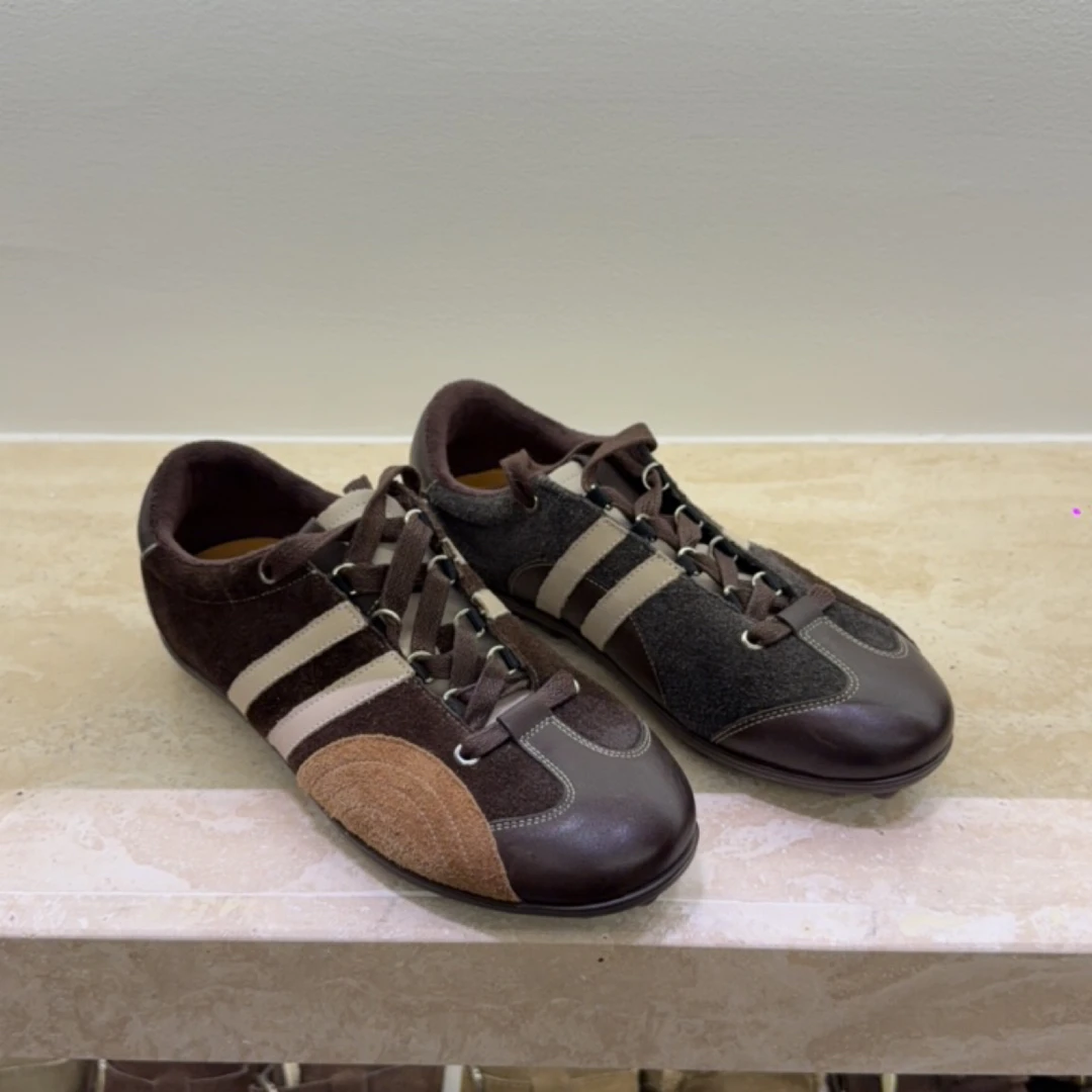 秋冬新款加绒百搭真皮平底圆头女款德训鞋250828-5