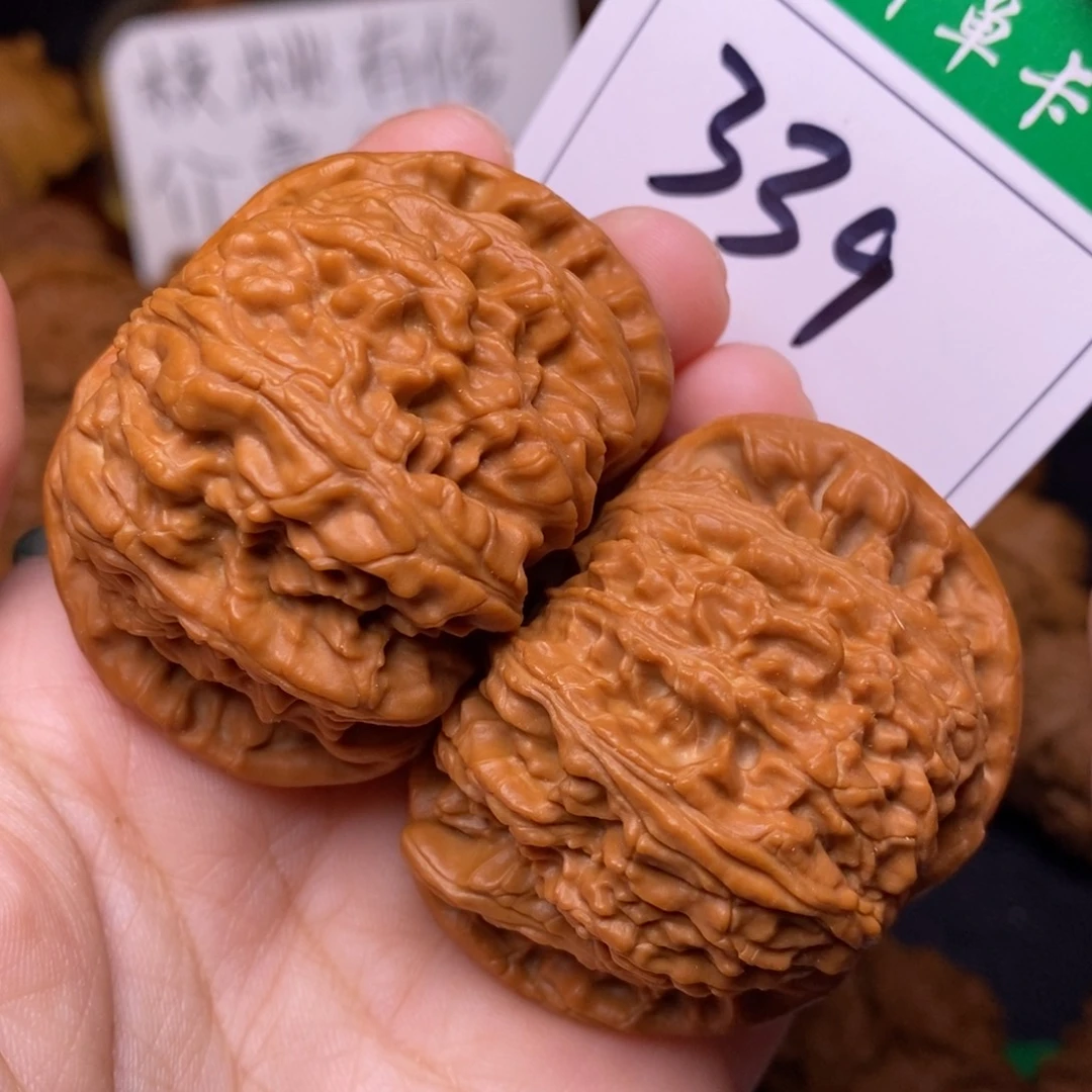 把件文玩核桃339闷尖白狮子头5.0