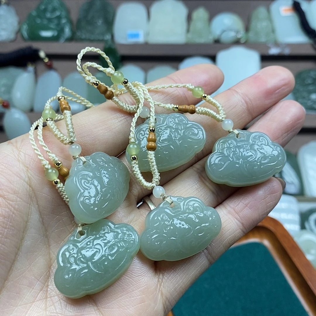 和田玉未镶嵌颈饰平安锁多样性发1件