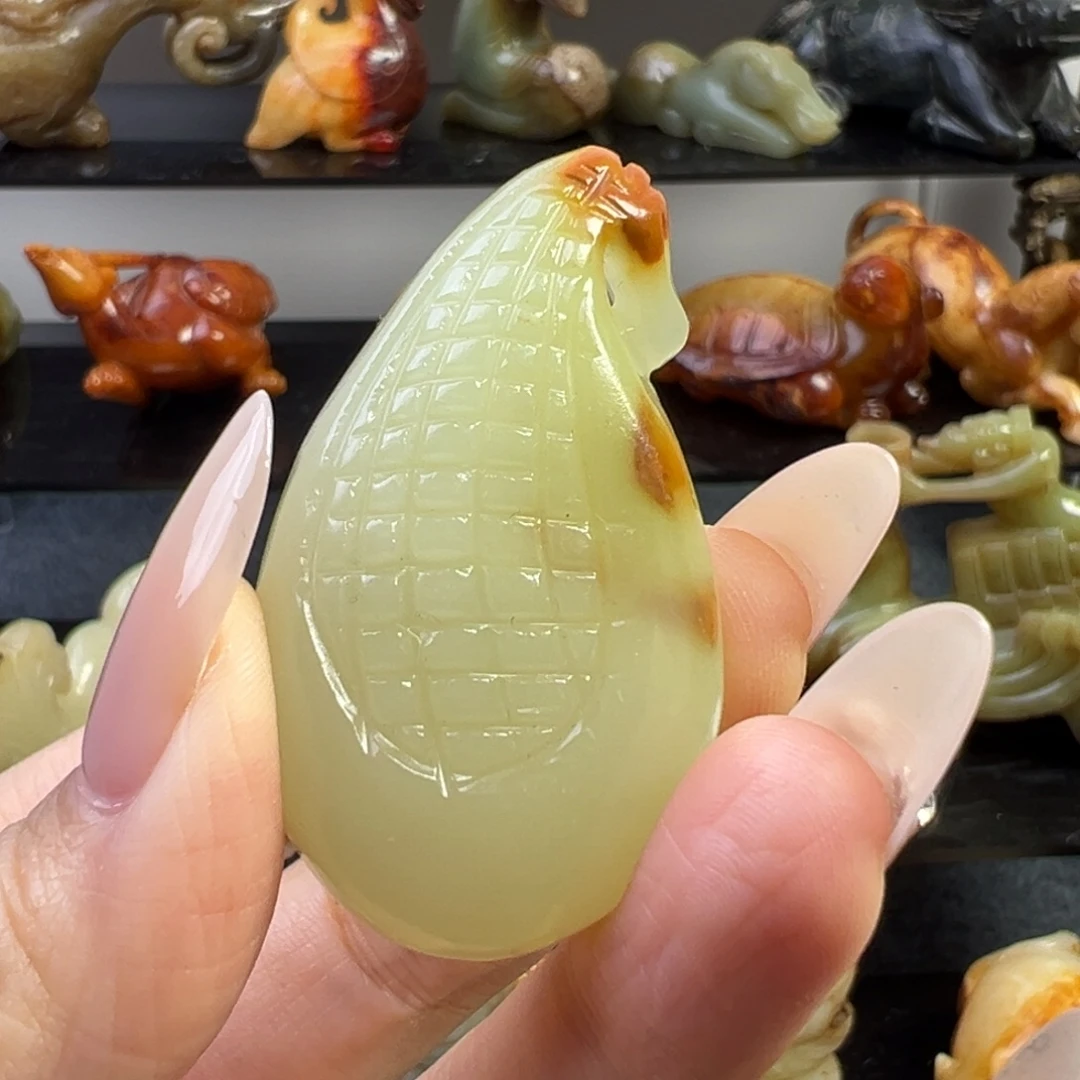 和田玉（糖玉）未镶嵌挂件