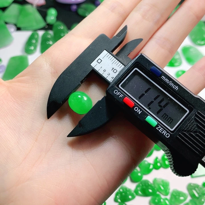 颈饰未镶嵌翡翠11.4*9.8*6.7