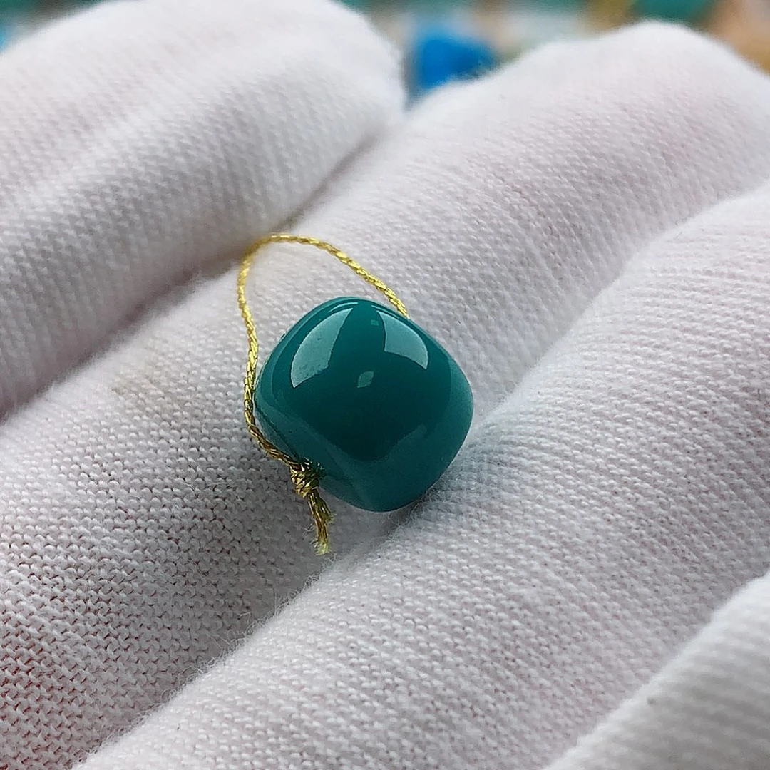 绿松石未镶嵌珠宝奇石9.3