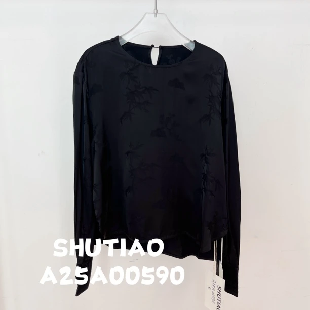 【SHUTIAO】2024秋冬：新款小众设计款T恤A25A00590
