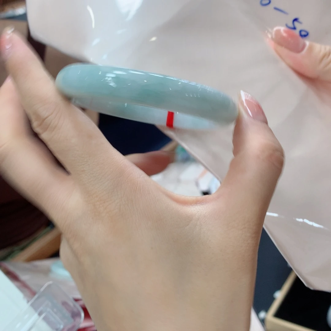 未镶嵌手镯翡翠买断