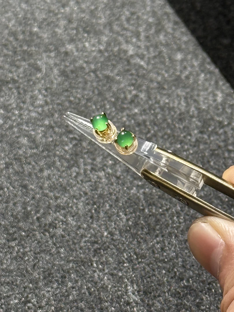 小细节珠宝|福利款翡翠蛋面耳钉精致简约卡4mm