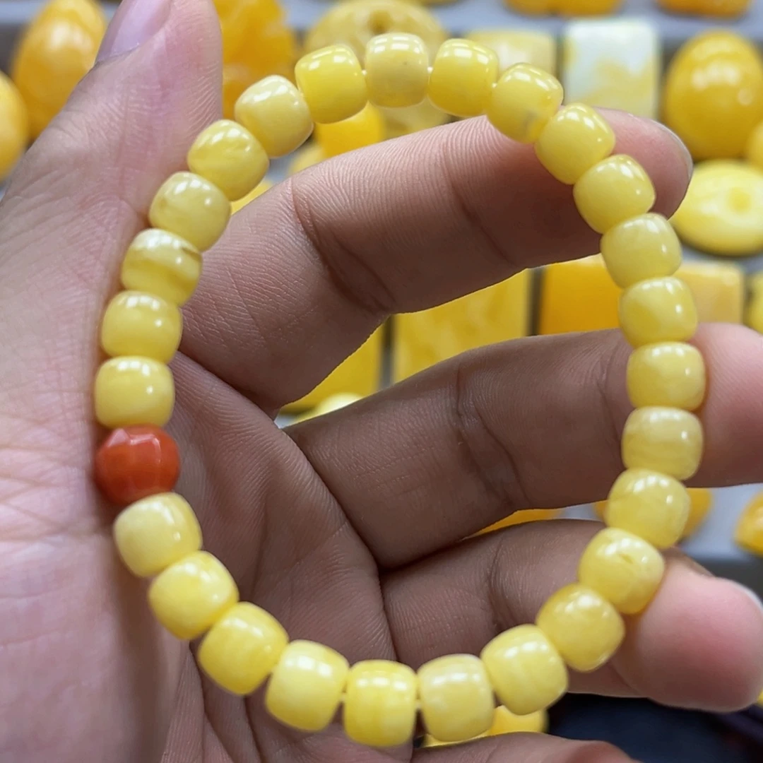 蜜蜡未镶嵌珠宝奇石