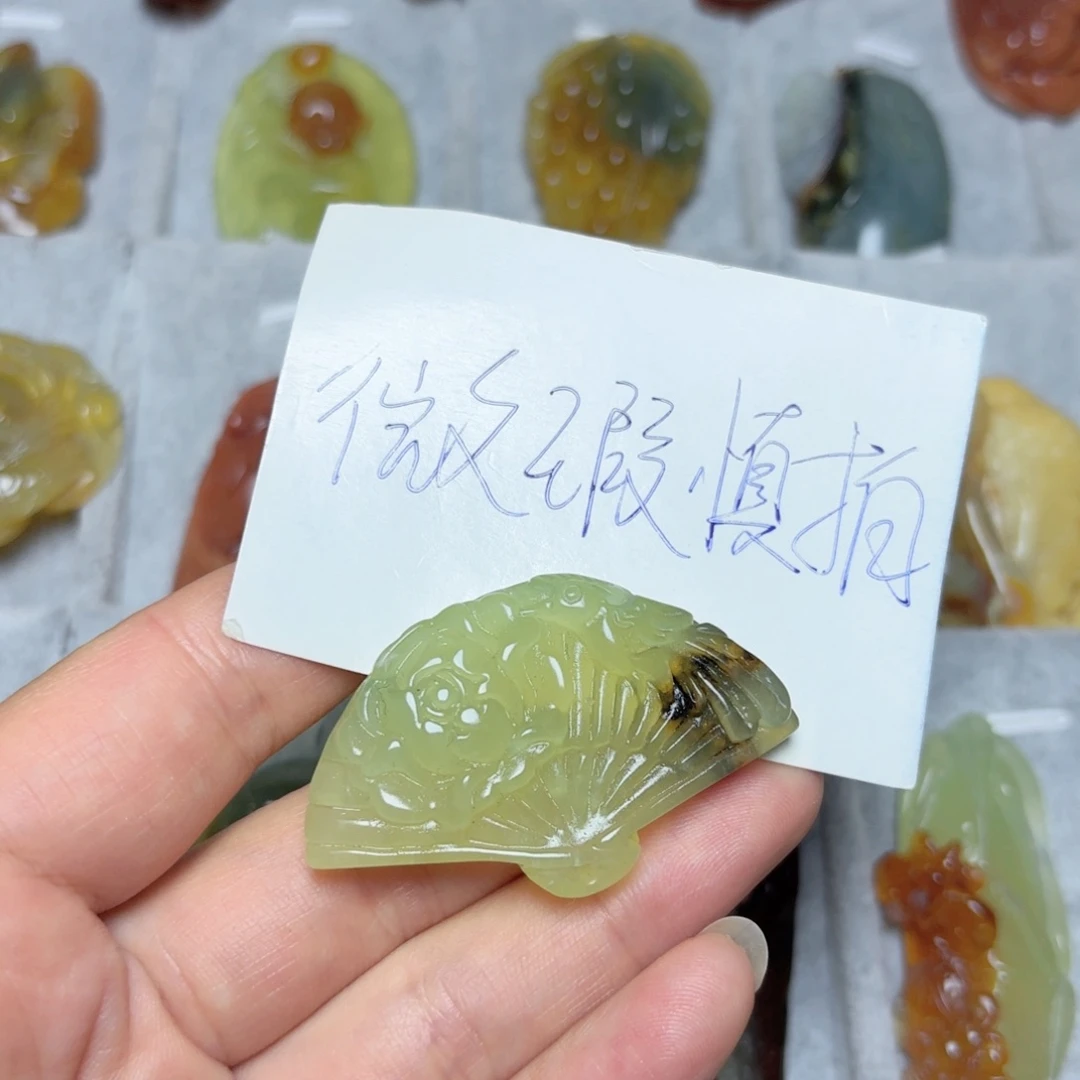 蛇纹石玉未镶嵌吊坠(不含链)