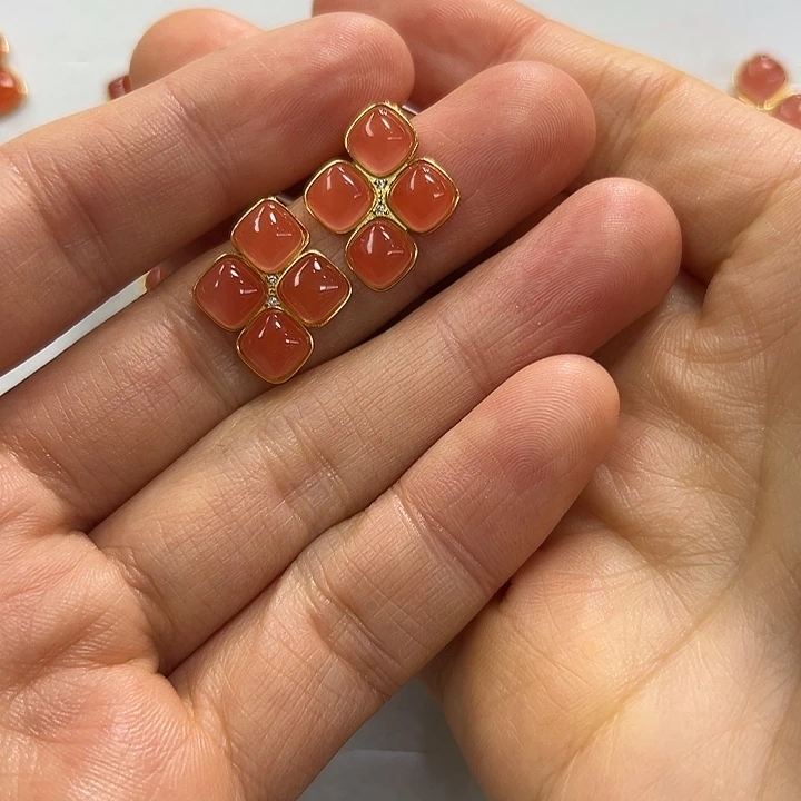 两***花南红玛瑙银S925镶嵌耳饰