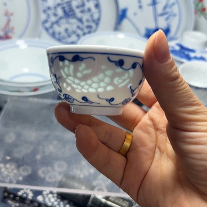 陳***生手绘雕刻功夫小茶杯4个