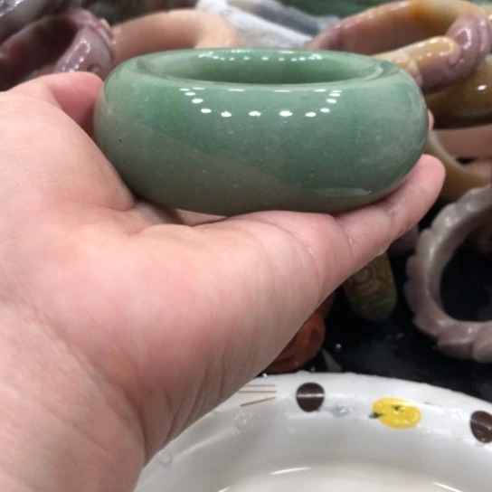 未镶嵌石英岩玉珠宝奇石年****.