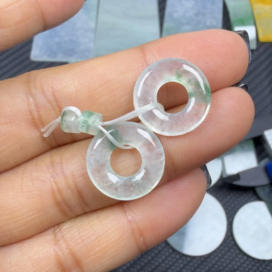 翡翠颈饰未镶嵌天然缅甸a货翡翠