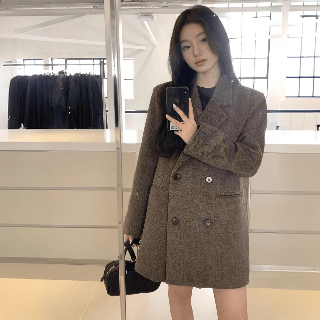 2025秋冬新款人字纹短款毛呢西装外套女韩版宽松休闲呢子大衣团